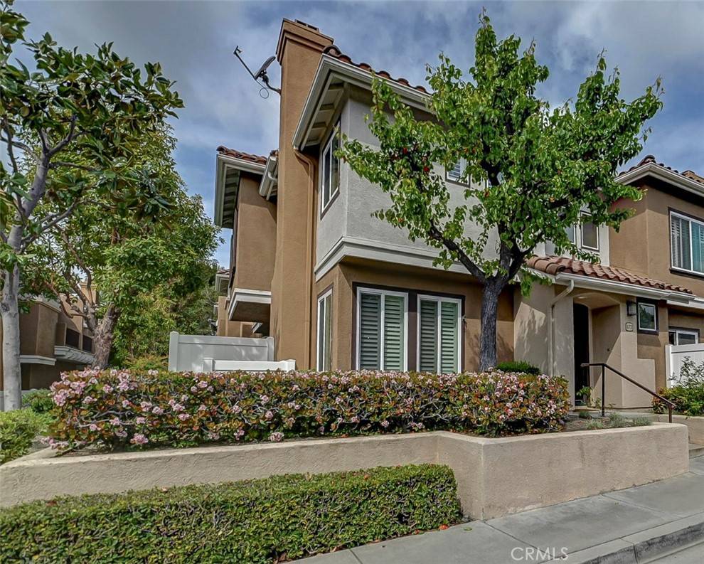Mission Viejo, CA 92692,172 Valley View