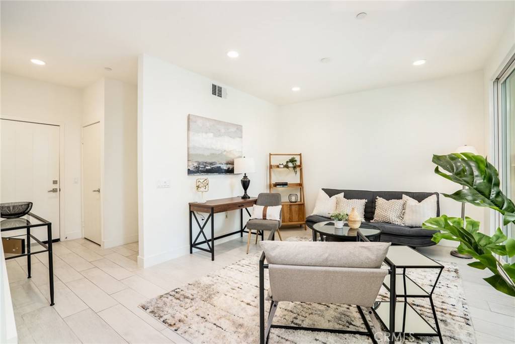 Costa Mesa, CA 92627,1680 Grand View