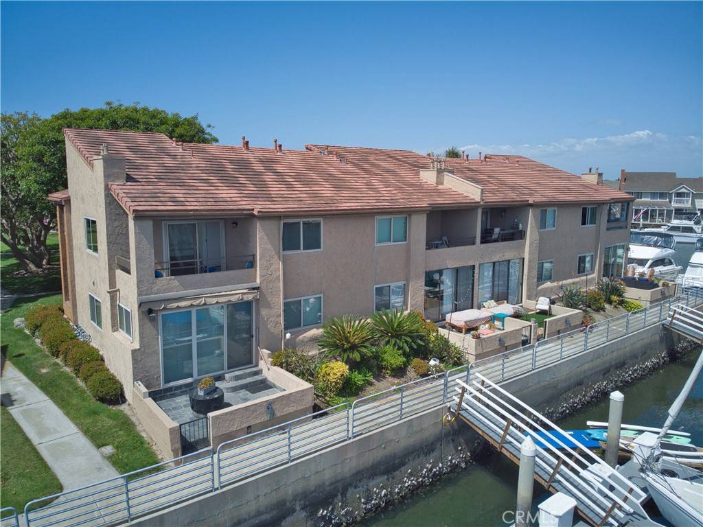 Huntington Beach, CA 92649,17114 BLUEWATER LN #141
