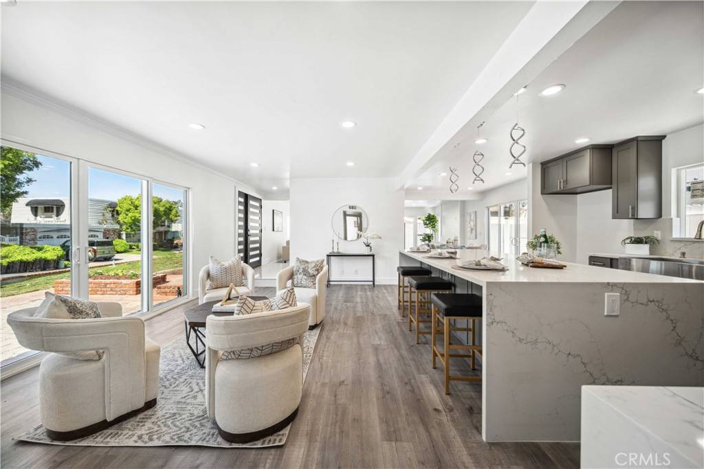 22713 Islamare LN Lake Forest, CA 92630