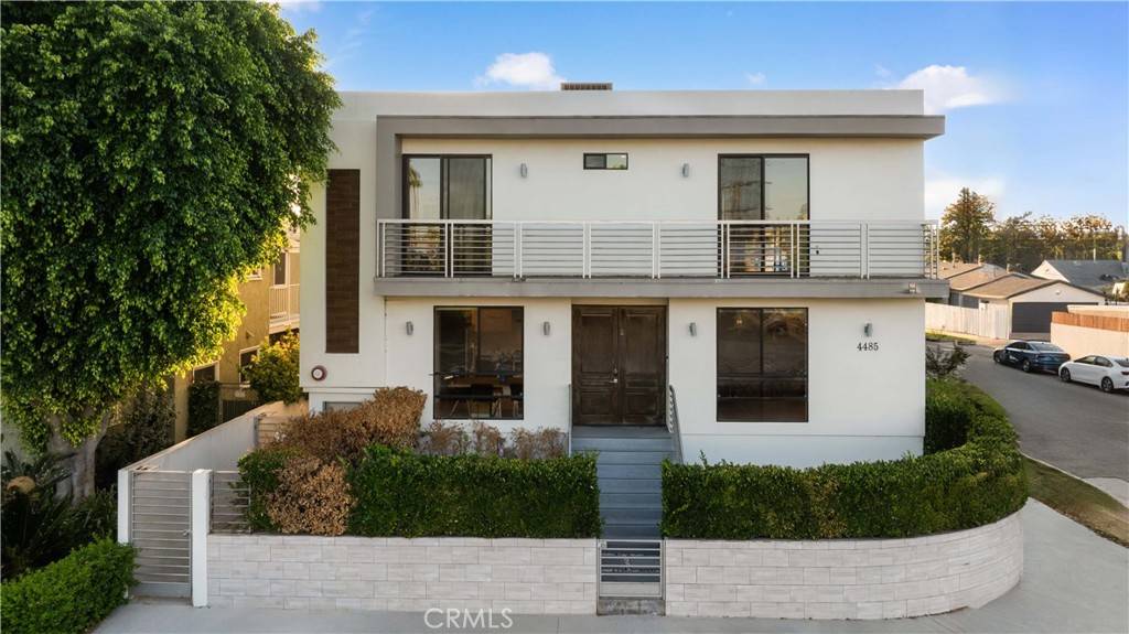 Sherman Oaks, CA 91423,4485 Hazeltine AVE #1