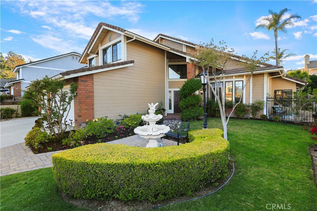 Orange, CA 92869,7411 E White Oak Ridge