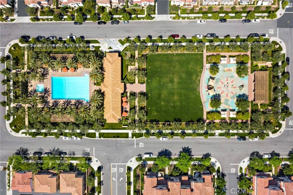 Irvine, CA 92620,56 Painted Trellis