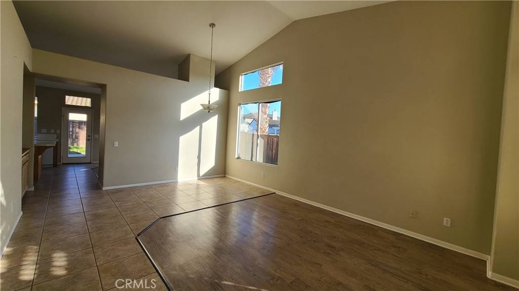 Fallbrook, CA 92028,5103 Riverview CT