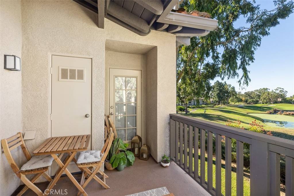 Rancho Santa Margarita, CA 92688,20 Via Solaz #1