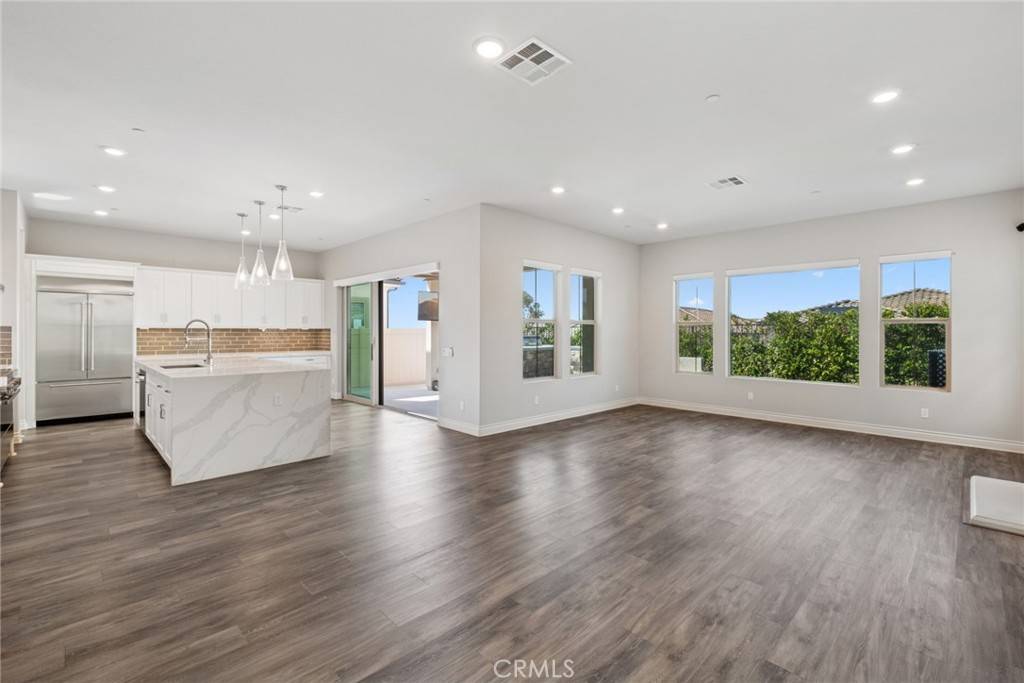 Lake Forest, CA 92610,1782 Canyon Oaks LN