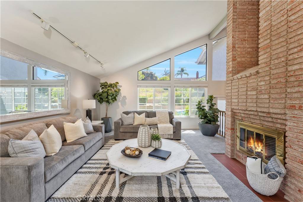 Lake Forest, CA 92630,21762 Exton WAY