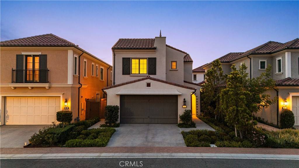 Irvine, CA 92602,123 Statura