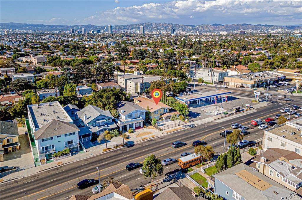 Los Angeles, CA 90016,1929 Crenshaw BLVD