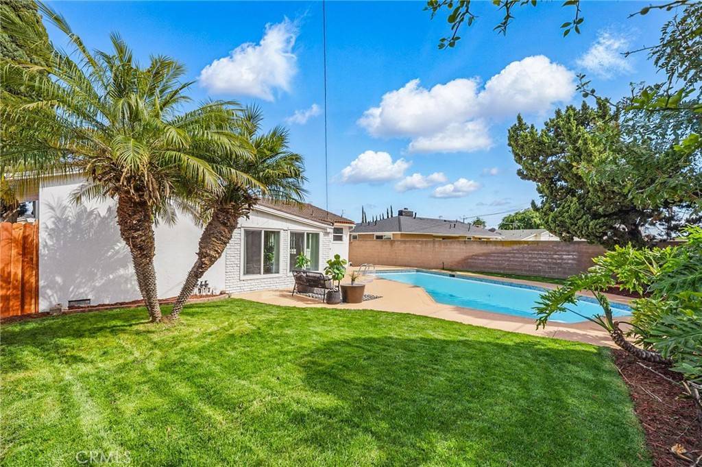 La Mirada, CA 90638,15933 Bluefield AVE