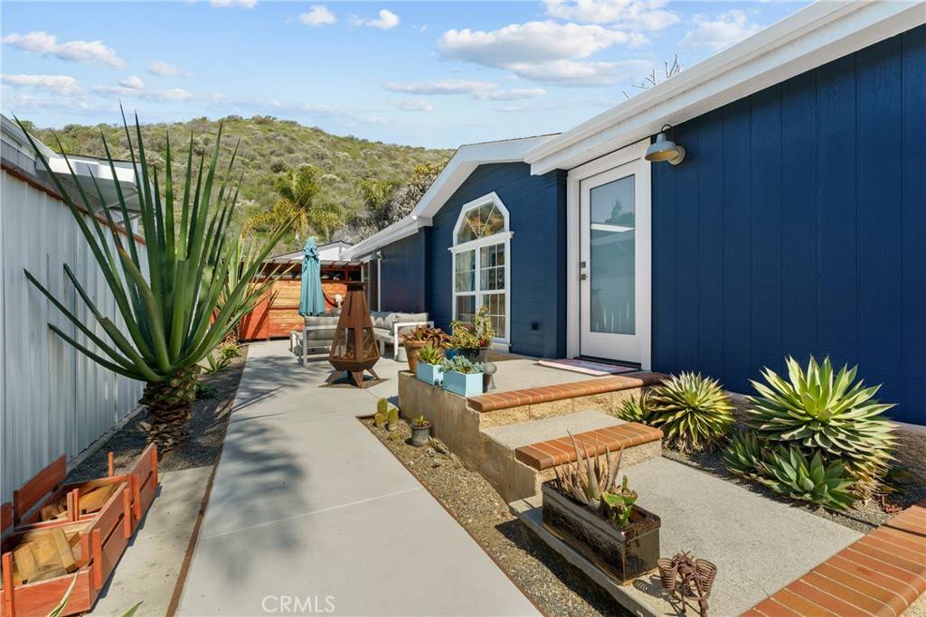 Laguna Beach, CA 92651,30802 Coast #K17