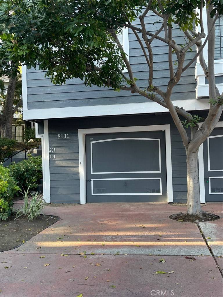 Huntington Beach, CA 92646,8131 Atwater CIR #201
