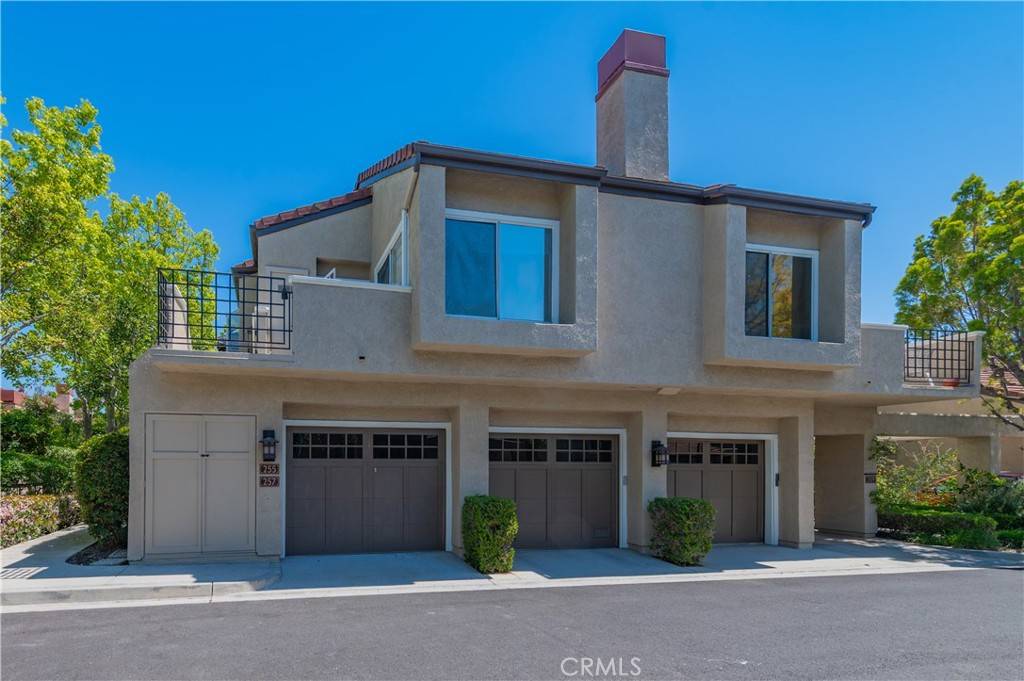 Irvine, CA 92612,255 Stanford CT #116