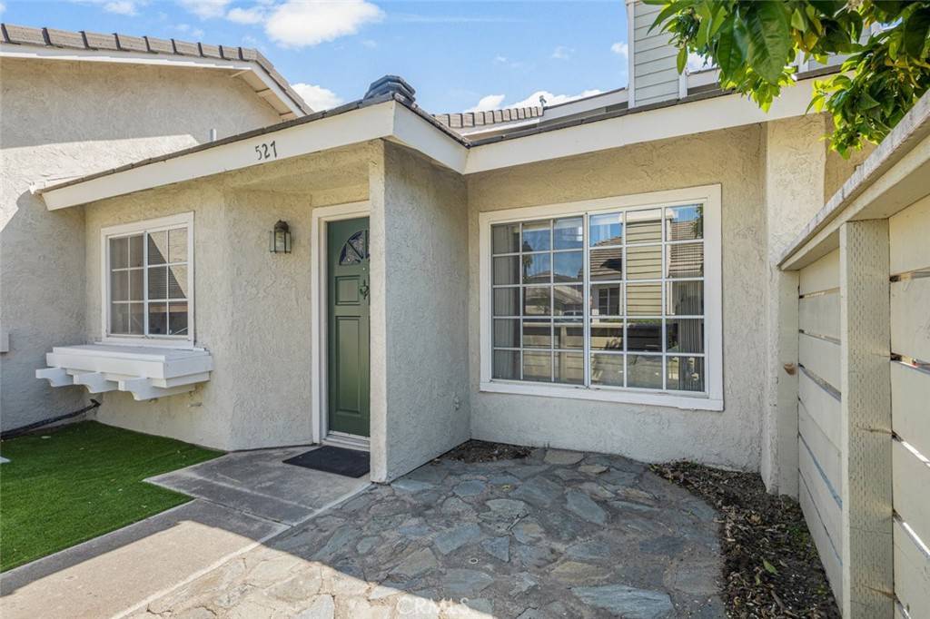 Anaheim, CA 92801,527 N Dartmouth WAY #40