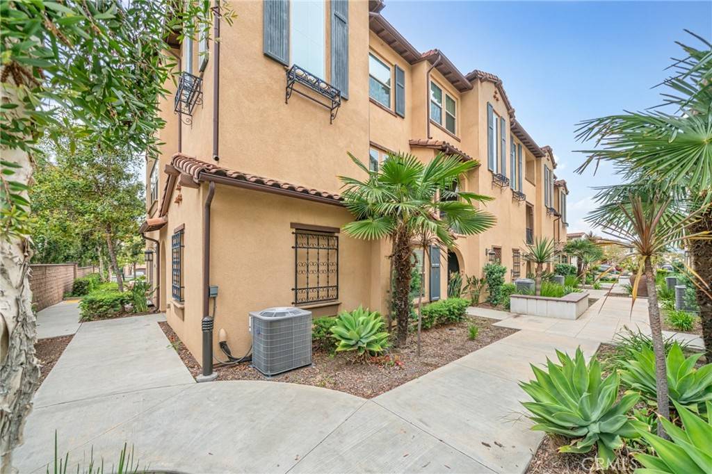 Walnut, CA 91789,20956 Cornerstone DR