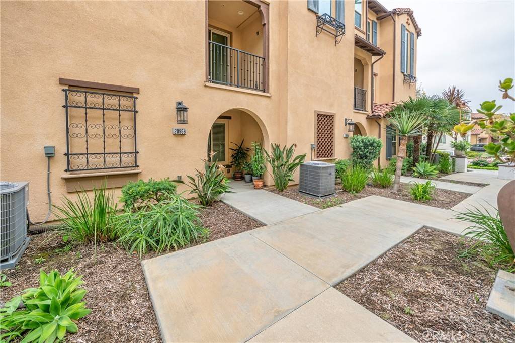 Walnut, CA 91789,20956 Cornerstone DR