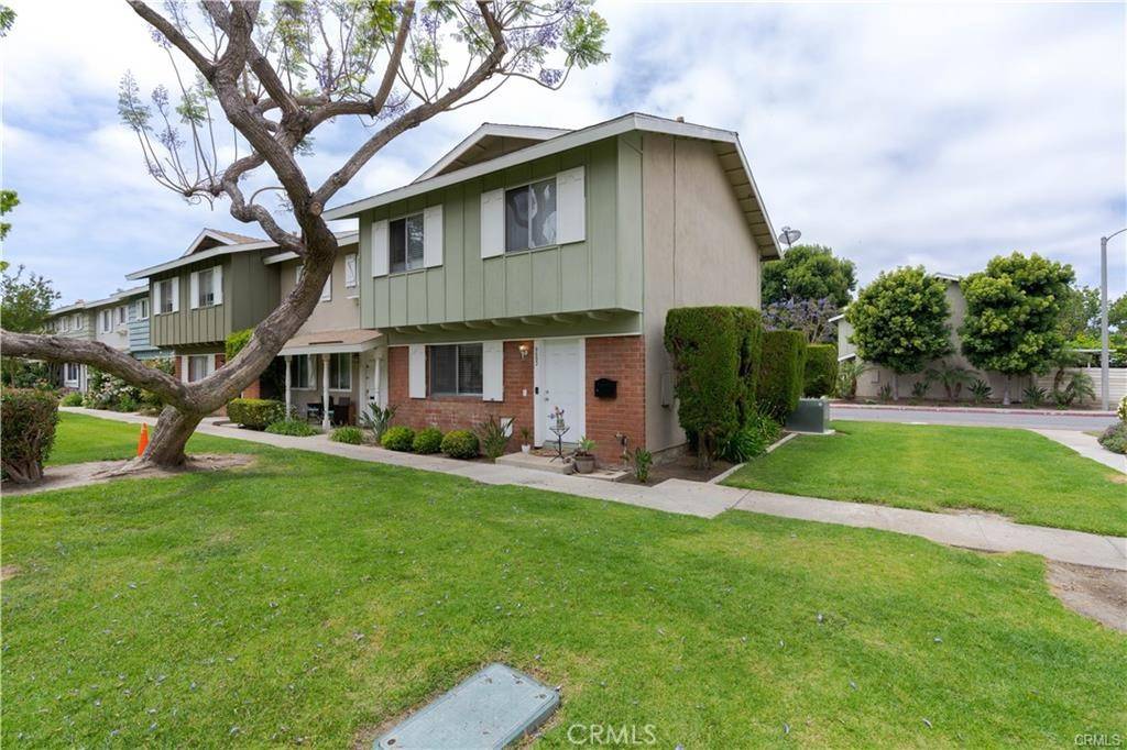 Huntington Beach, CA 92646,9692 Cornwall DR