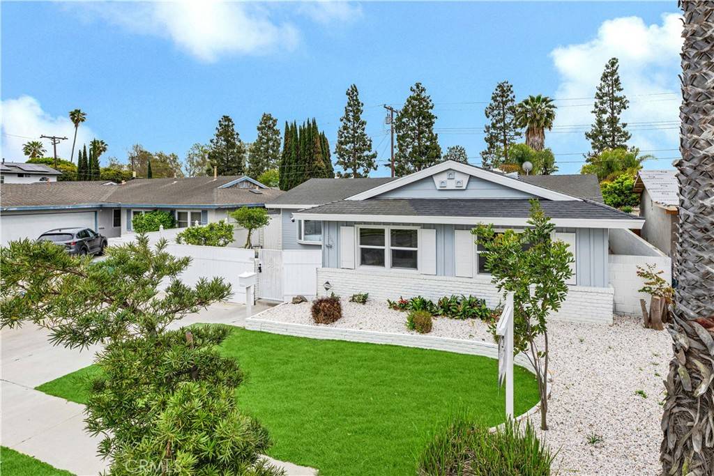 Huntington Beach, CA 92649,5062 Caspian CIR