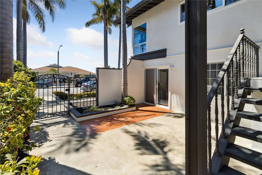 San Clemente, CA 92672,214 Calle Sonora