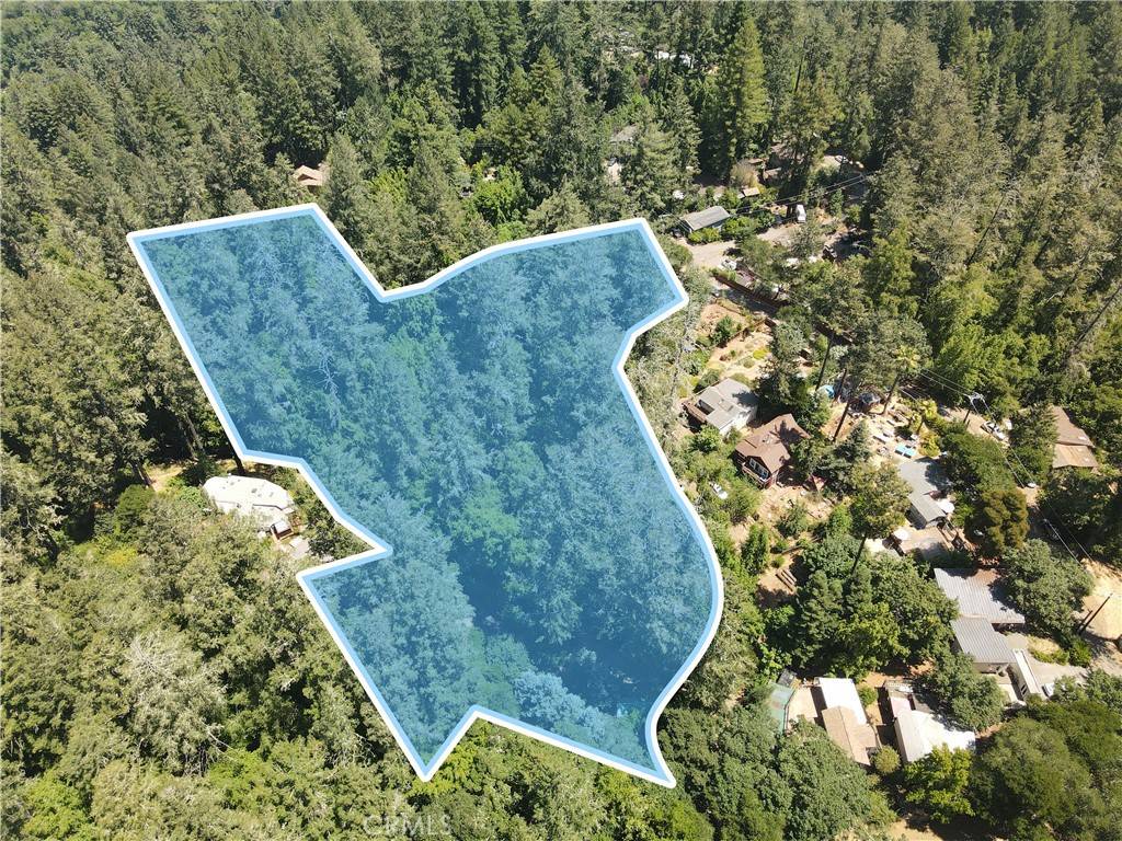 Forestville, CA 95436,10554 Woodside DR
