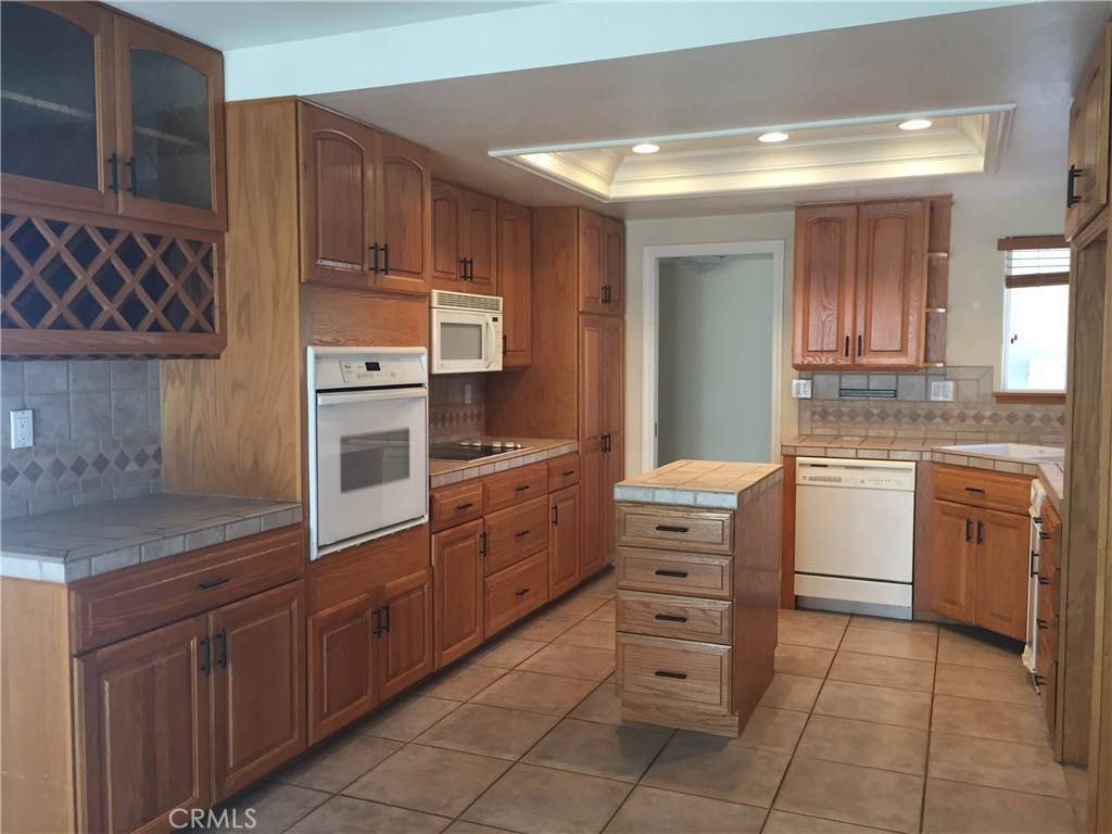Lake Forest, CA 92630,24402 Osprey ST