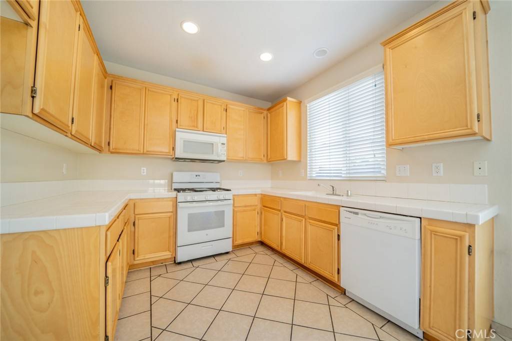 26108 Arabian CT Moreno Valley, CA 92555