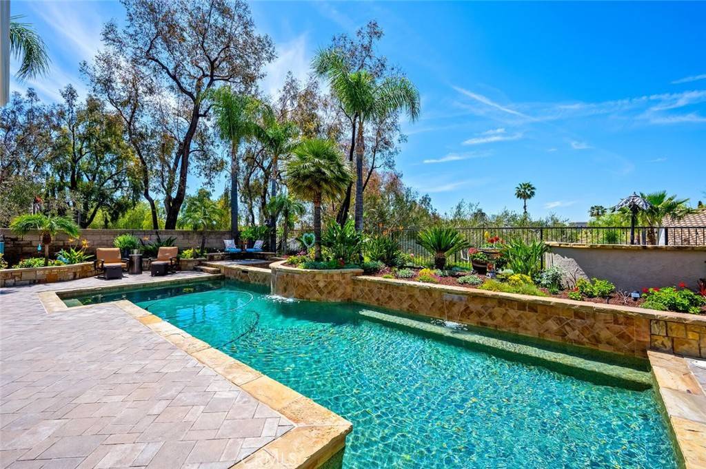Rancho Santa Margarita, CA 92679,21351 Birdhollow DR