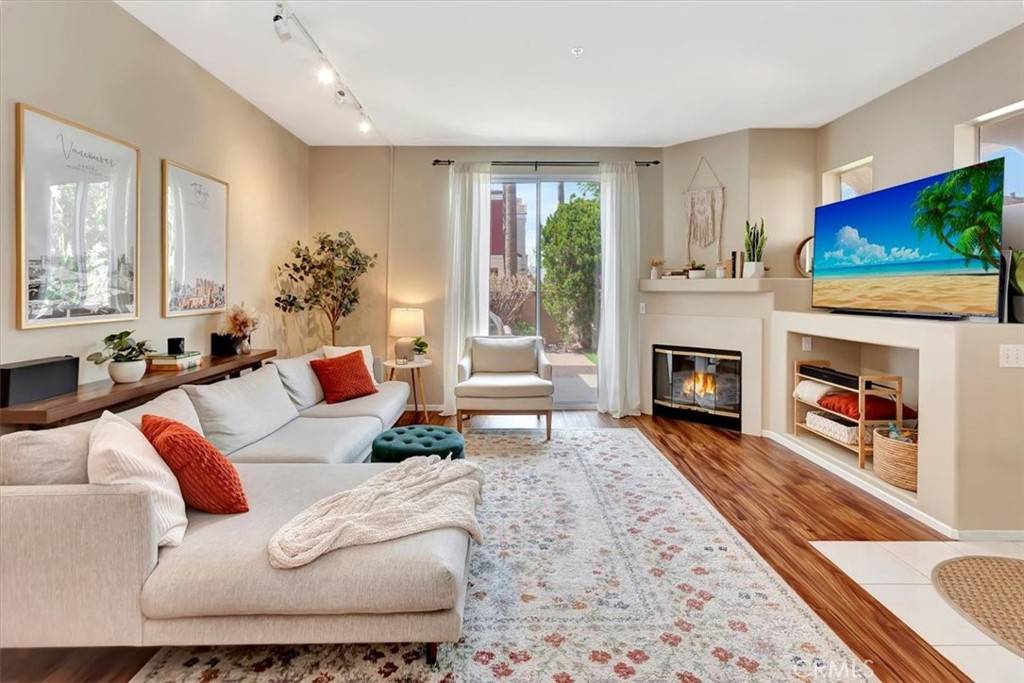 Lake Forest, CA 92610,101 Santa Barbara CT