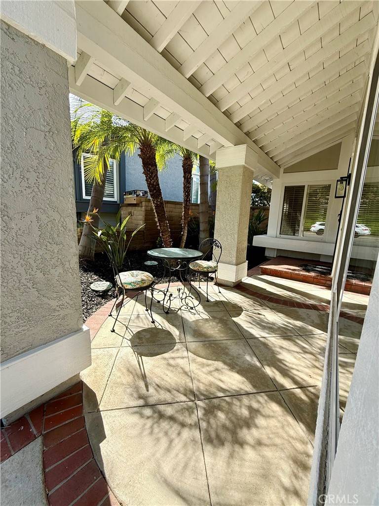 Mission Viejo, CA 92692,27551 Chantada