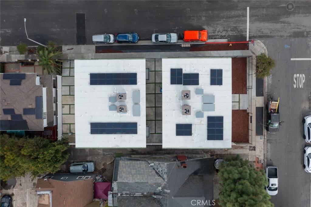 Los Angeles, CA 90004,443 1/2 N Harvard BLVD