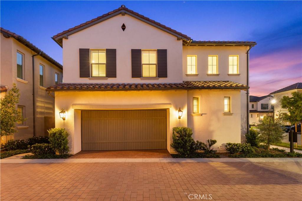 Irvine, CA 92618,181 Plum Lily