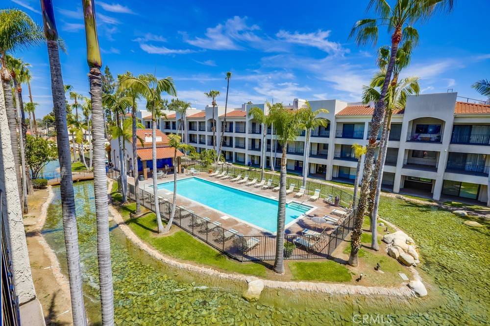 Fountain Valley, CA 92708,11630 Warner AVE #410