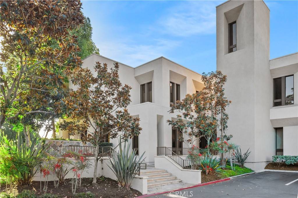 Newport Beach, CA 92660,1101 Dove ST #255