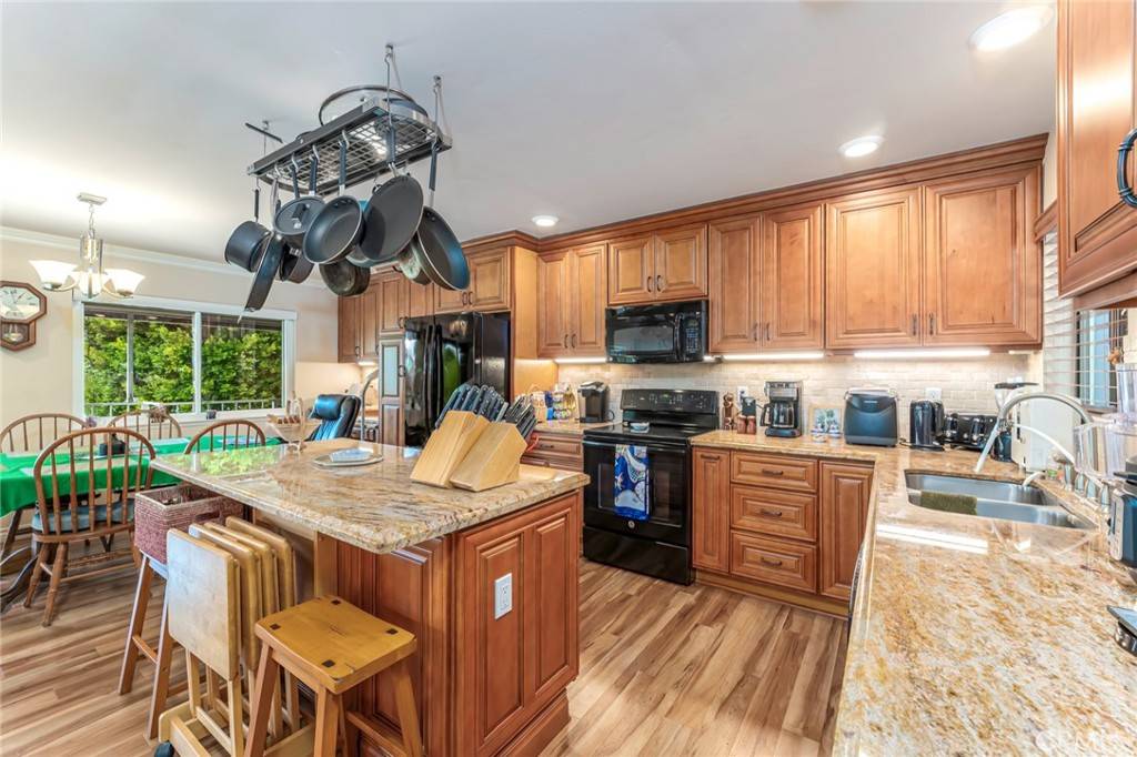 Laguna Woods, CA 92637,858 Ronda Mendoza #N