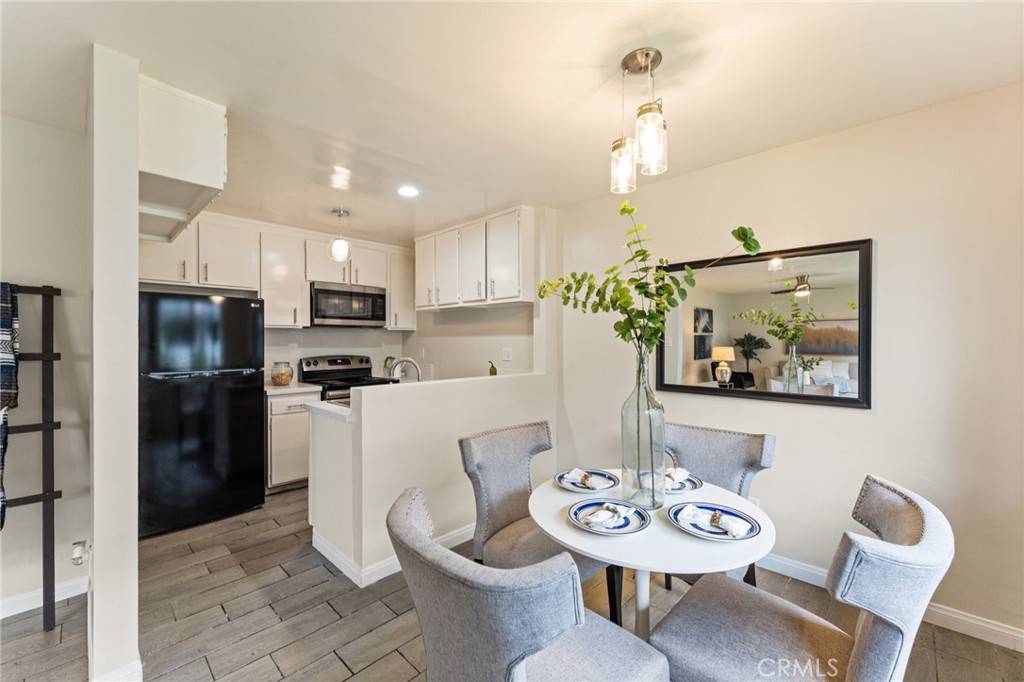 5530 Ackerfield AVE #403 Long Beach, CA 90805