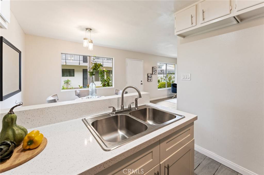 5530 Ackerfield AVE #403 Long Beach, CA 90805