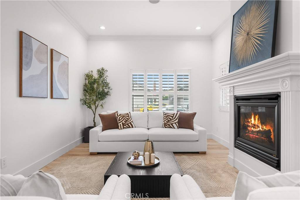 Irvine, CA 92604,14 Eagle point