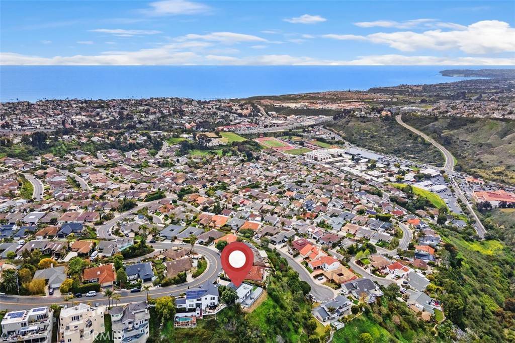 San Clemente, CA 92672,924 Avenida Presidio
