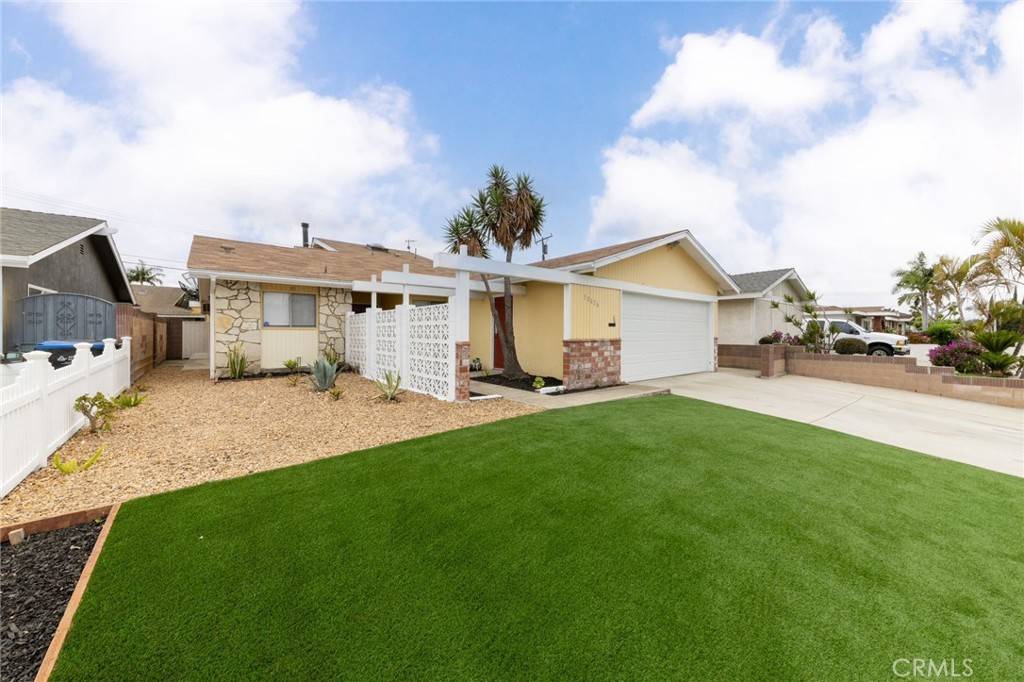 Norwalk, CA 90650,10626 Briar ST