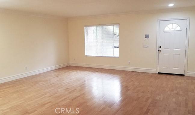Irvine, CA 92602,49 Elizabeth LN