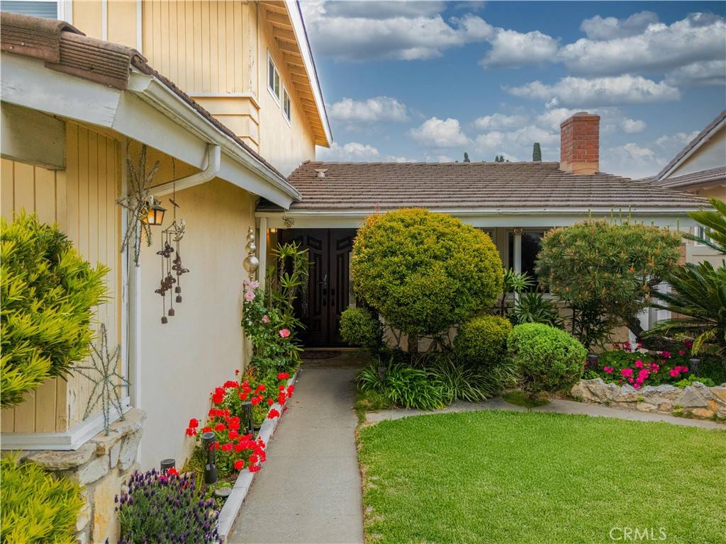 Montebello, CA 90640,1632 Hanging Rock AVE