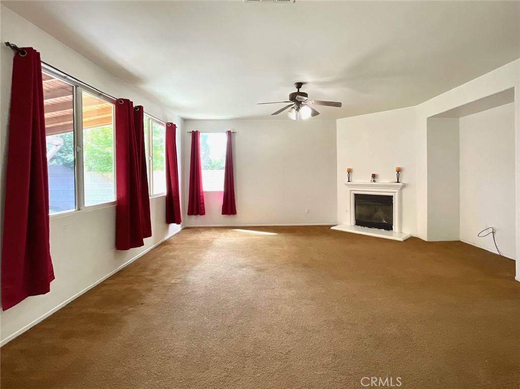 Lancaster, CA 93536,44122 W Catsue PL