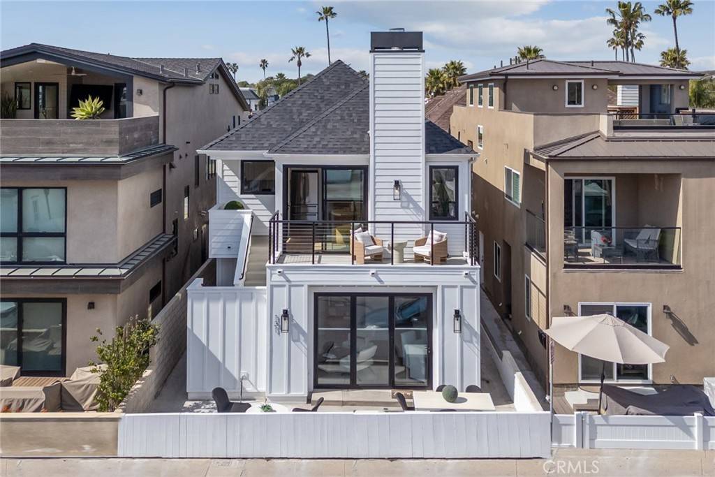 Newport Beach, CA 92663,131 46th ST