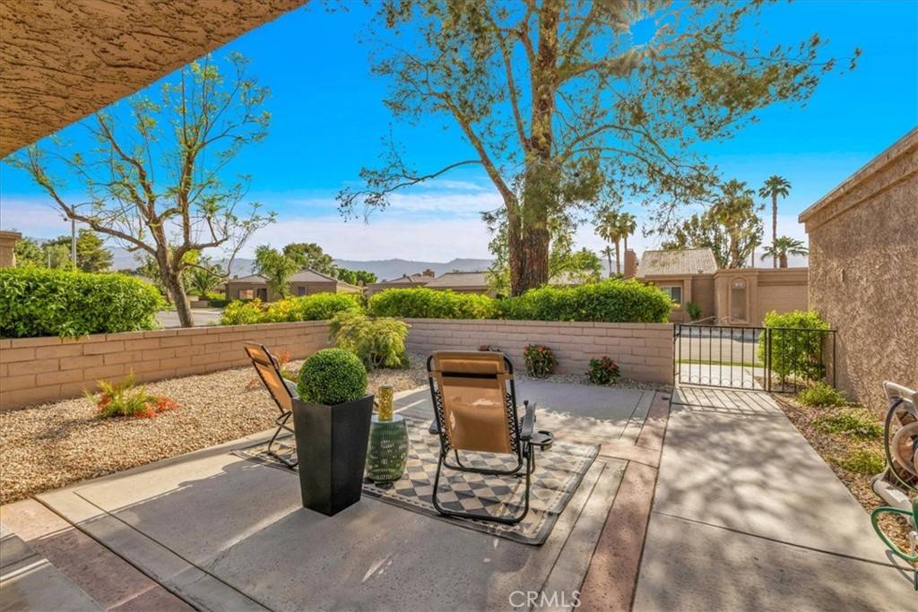Palm Desert, CA 92260,44069 Chamonix CT