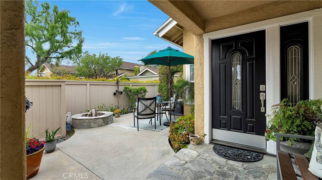 Irvine, CA 92604,8 Oakgrove