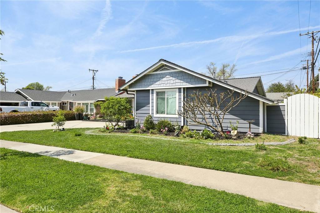 Rossmoor, CA 90720,3251 Woodstock Road