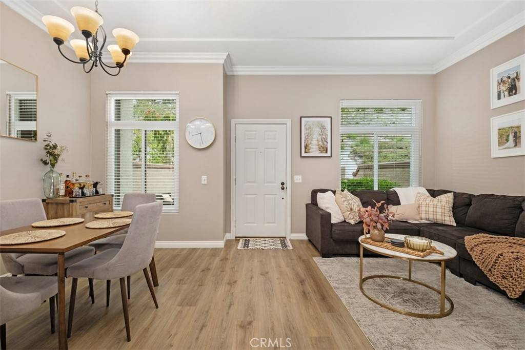Lake Forest, CA 92610,40 Santa Barbara CT