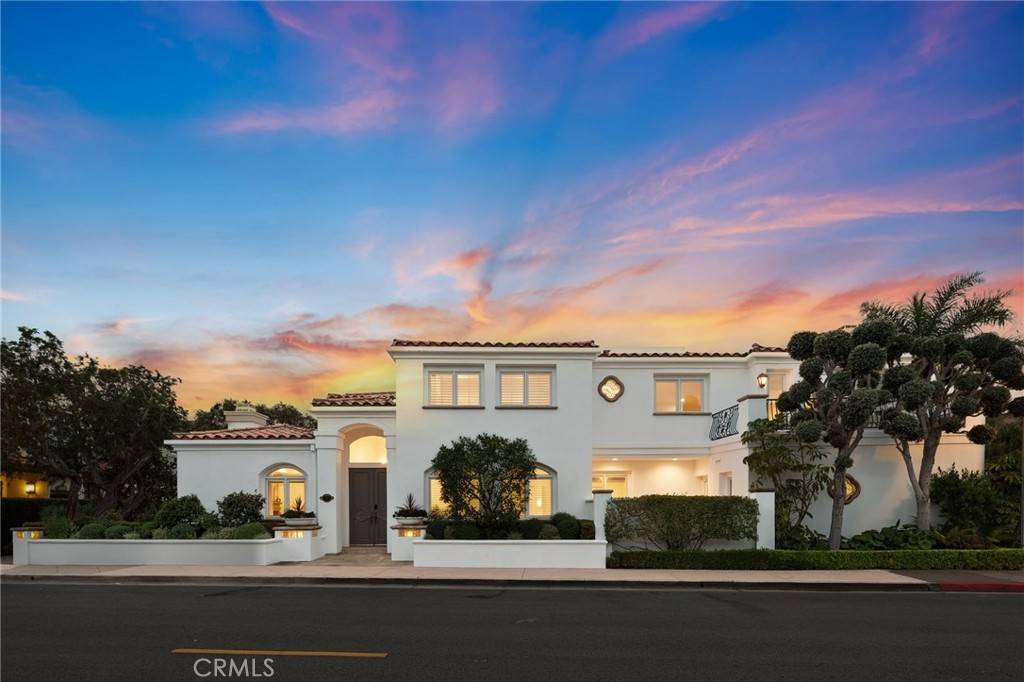 Newport Beach, CA 92663,711 Via Lido Nord