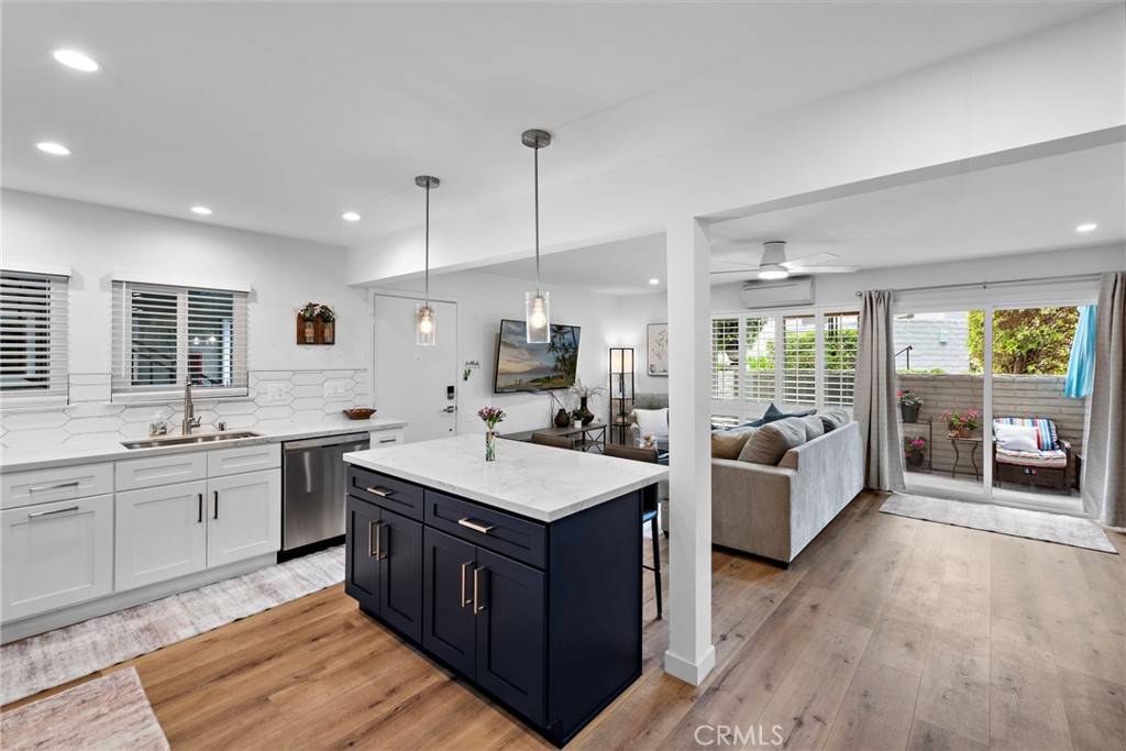 Laguna Woods, CA 92637,2134 Via Puerta #D