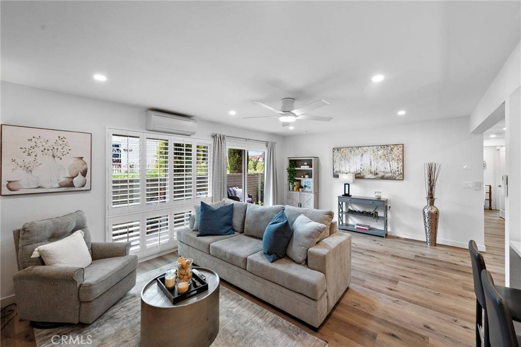 Laguna Woods, CA 92637,2134 Via Puerta #D